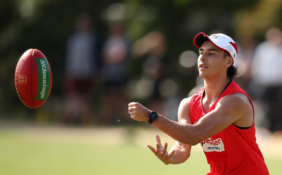 St Kilda's Jack Peris at a training session on December 1, 2021. Picture: AFL Photos